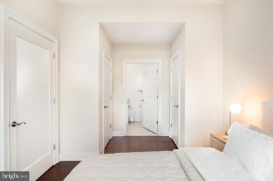 20-21 Arch St unit 926, Philadelphia, PA 19103 - photo 6