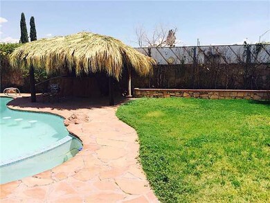 10700 La Subida Dr, El Paso, TX 79935 - photo 5