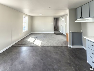 425 N Esquire Pkwy unit 16, Castle Dale, UT 84513 - photo 2