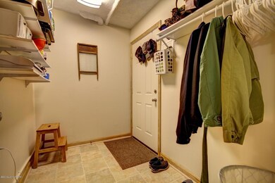mud room