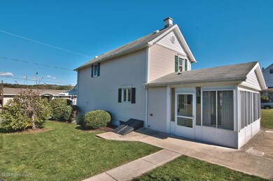 168 Chamberlain St, Wilkes Barre, PA 18705 - photo 2