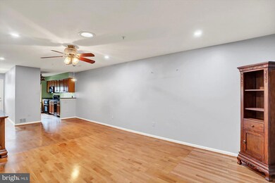 9276 Cherry Ln unit 84, Laurel, MD 20708 - photo 5