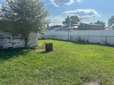 9 W Cute St, Pawtucket, RI 02860 - photo 5