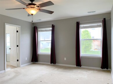 King sized Master bedroom with en suite.