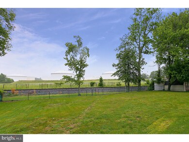 1028 Jessup Rd, West Deptford, NJ 08086 - photo 3