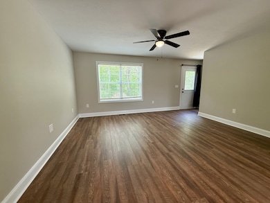 80 Ridge Rd unit D, Waverly, TN 37185 - photo 4