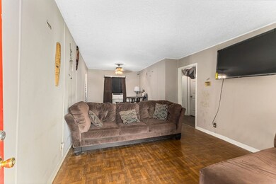 Family Room & Breakfast Room