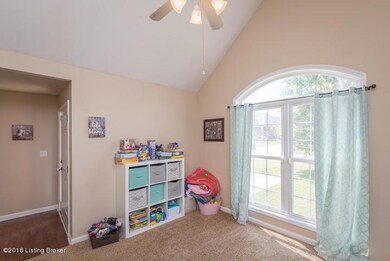 8627 Sanctuary Ln, Louisville, KY 40291 - photo 3