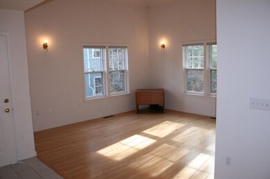 7 S Commons, Lincoln, MA 01773 - photo 5