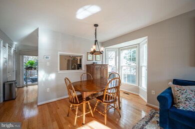 6310 Chimney Wood Ct, Alexandria, VA 22306 - photo 6