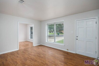3964 Chestnut St, Zachary, LA 70791 - photo 2