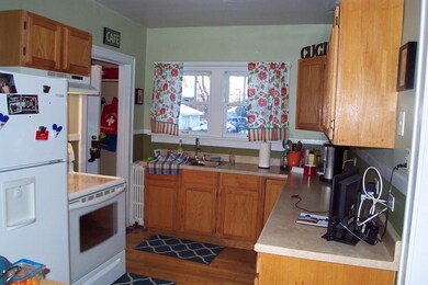 43 N Elmwood Ave, Waukegan, IL 60085 - photo 4