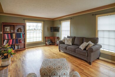 2416EGrandRiverMLS-12