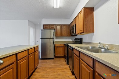205 Craddock Ave unit D7, San Marcos, TX 78666 - photo 5