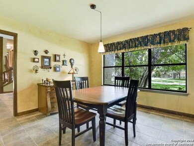 9536 Majestic Oak Cir, San Antonio, TX 78255 - photo 7