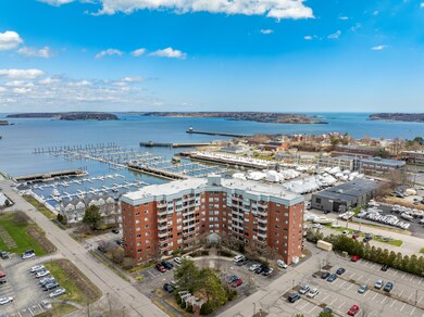 148 Breakwater 209-04