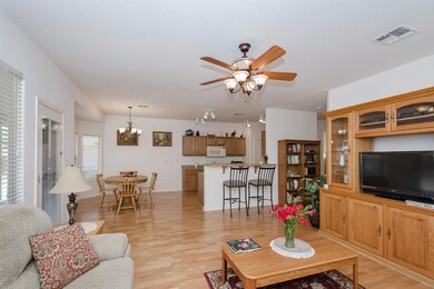 3143 Peach Tree Great Room 2