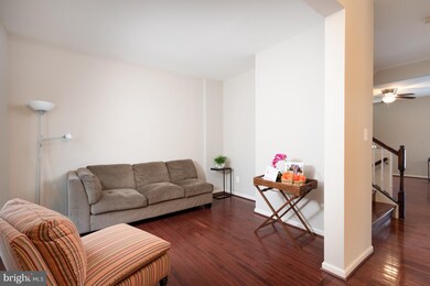 25928 Kimberly Rose Dr, Chantilly, VA 20152 - photo 6