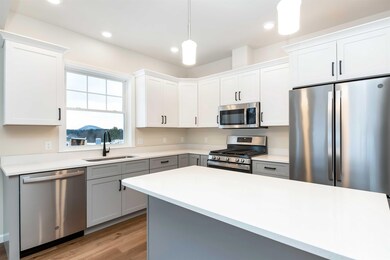 17 Dogwood Cir unit 17 Welchii, Milton, VT 05468 - photo 6