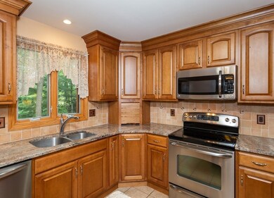 9 Bungalow Point, Wilbraham, MA 01095 - photo 5