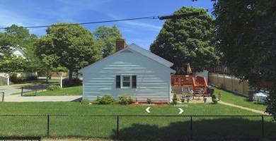 33 Curtis Ave, Quincy, MA 02169 - photo 2