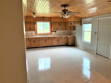 11126 N Bingham Ave, Bitely, MI 49309 - photo 6