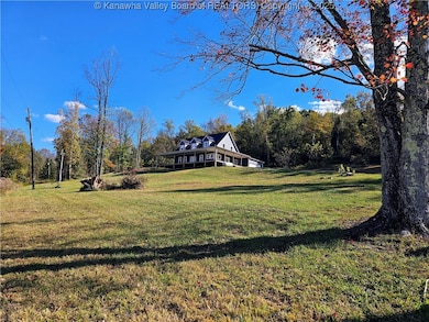 869 Belle Rd, Point Pleasant, WV 25550 - photo 3