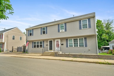 4 Farnum St unit B, Blackstone, MA 01504 - photo 2