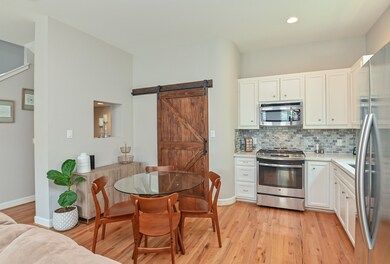 3702 Main Plaza Dr, Houston, TX 77025 - photo 2