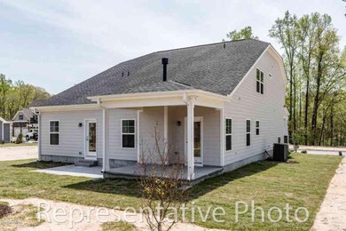 373870153911411_027_back_exterior_compre
