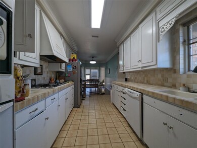 2017 Redbud Rd, Gainesville, TX 76240 - photo 7