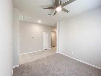 Bright and light home office