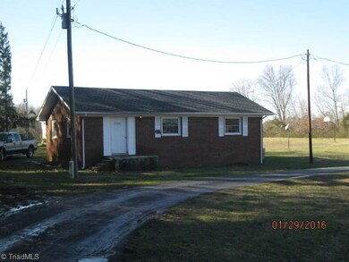 2324 Fairview Farm Rd, Asheboro, NC 27205 - photo 3