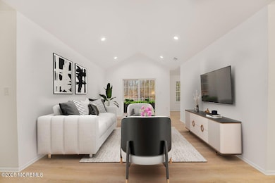 606 Cypress Ln unit 6, East Brunswick, NJ 08816 - photo 3