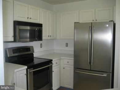 6250 Wild Swan Way, Columbia, MD 21045 - photo 2