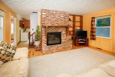 1116 6th St-105