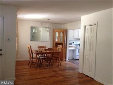 1239 Benn Ln, Warminster, PA 18974 - photo 3