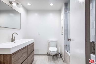 Bunker Hill Tower - Downtown Angeles unit 602, Los Angeles, CA 90012 - photo 3