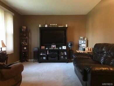 1352 Moll St, North Tonawanda, NY 14120 - photo 4