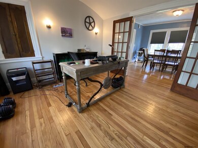 44 Barrows St, Albany, NY 12209 - photo 4