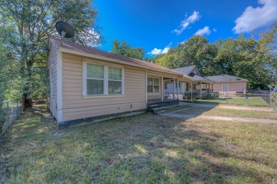 Bungalow featuring a porch