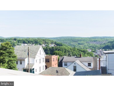 1121 N Franklin St, Shamokin, PA 17872 - photo 4