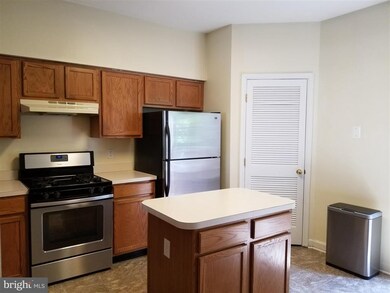 2732 Cherrywood Ct, Odenton, MD 21113 - photo 5