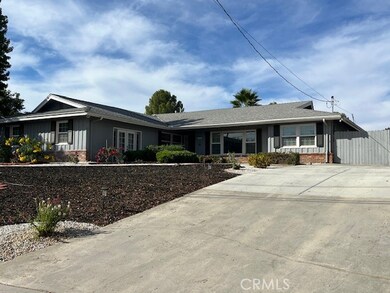 31156 Danelaw Ave, Redlands, CA 92373 - photo 3