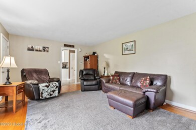 49 Alden Ct, Delmar, NY 12054 - photo 6