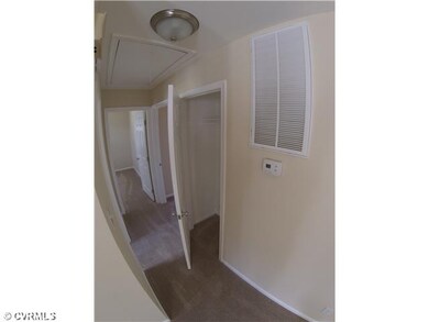 Bedroom - Hallway leads to two bedrooms and next t