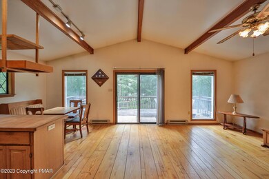 1517 Longleaf Dr, Effort, PA 18330 - photo 4