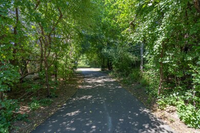 60 Devon Rd, Bloomfield Hills, MI 48302 - photo 4