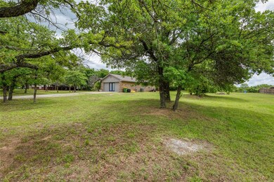 297 Eagles Way, Springtown, TX 76082 - photo 6