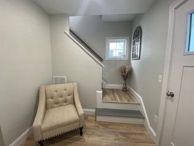 152 W Main St unit A, Millbury, MA 01527 - photo 2